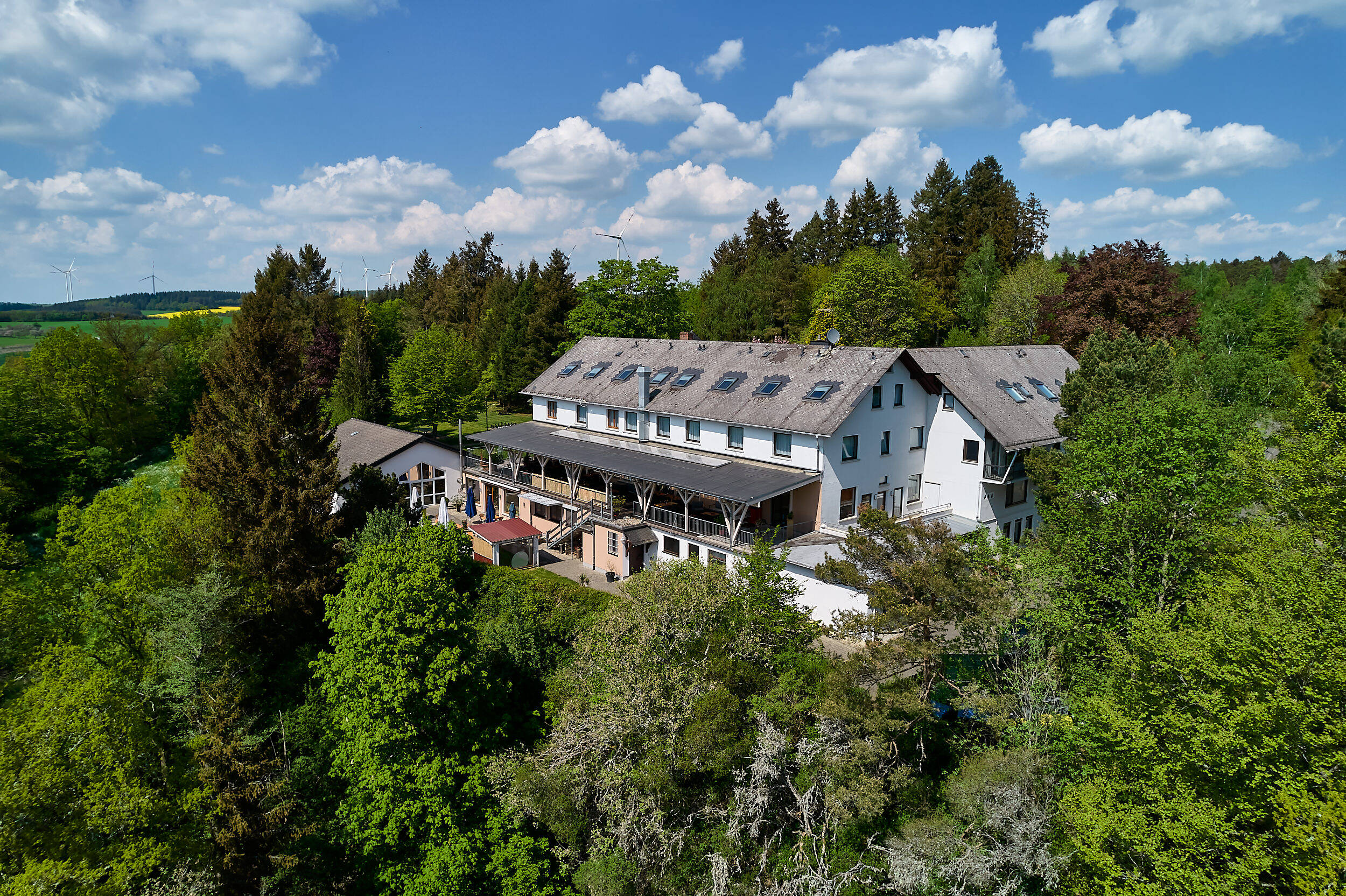 2022 05 09 tonimedia Landhotel Karrenberg Aero 0160